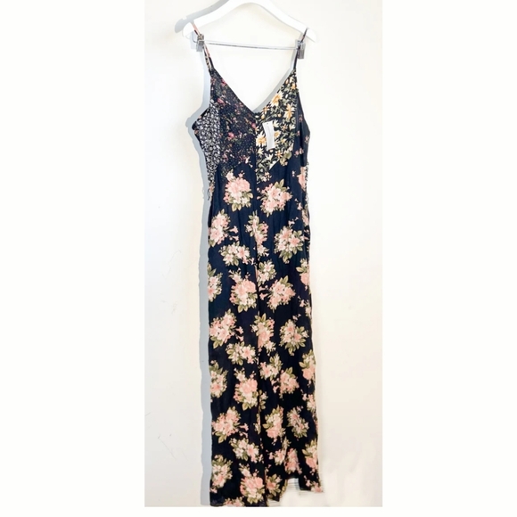 American Eagle Floral Patchwork Jumpsuit One Piece Jumper Flowy Resort Size XL - Picture 12 of 12